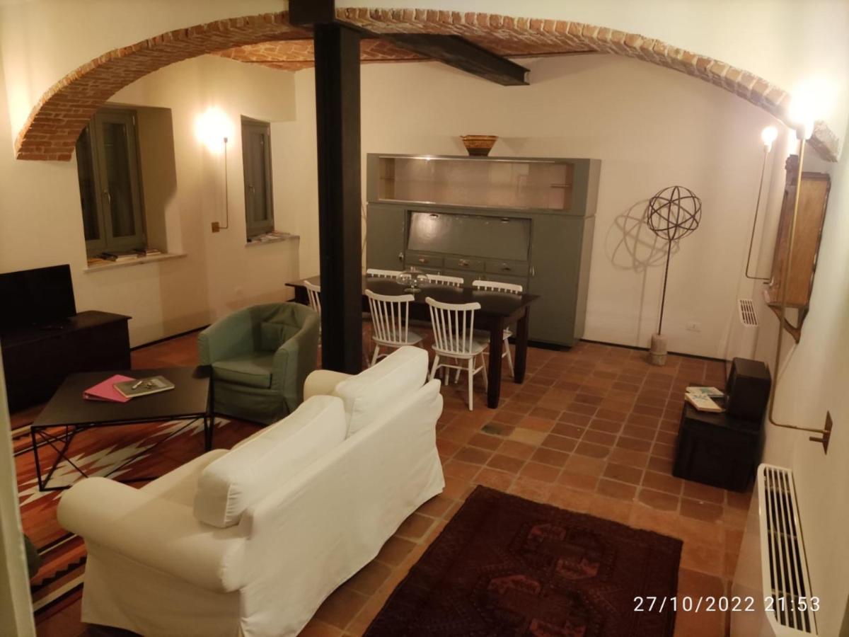 Appartamenti Presso Cascina La Melagrana Костилиоле ди Асти Екстериор снимка